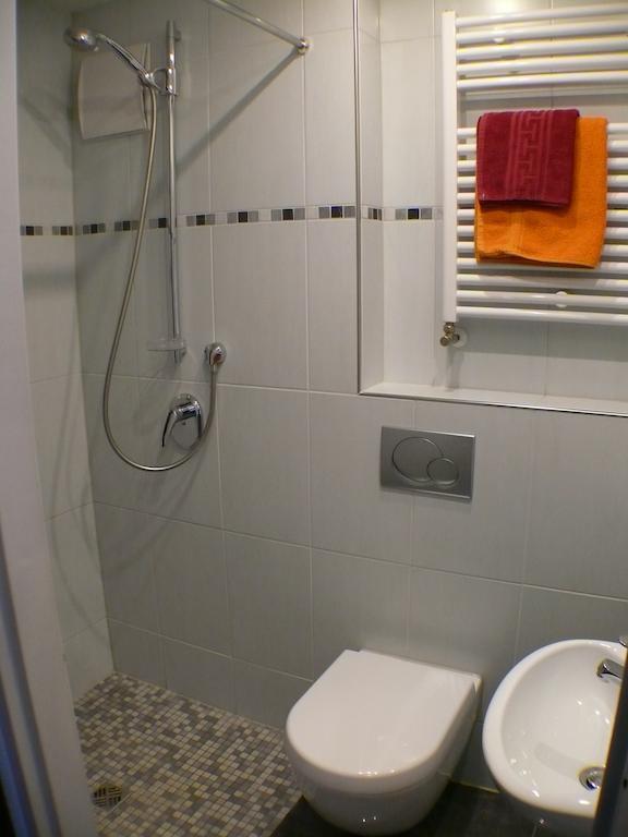Hotel Garni Pension Ruth Mutterstadt Zimmer foto